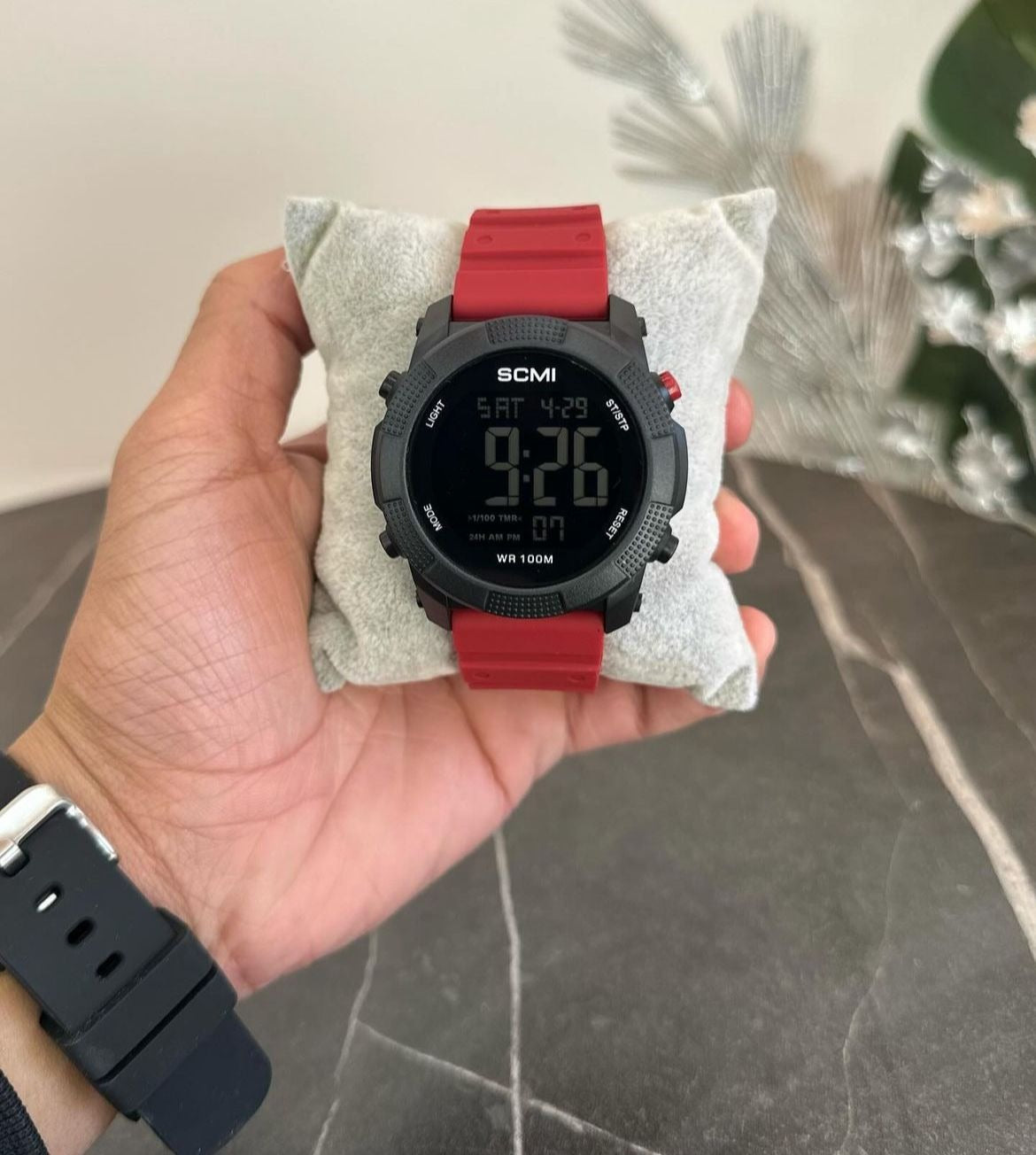 Reloj Deportivo SCMI resistente al agua