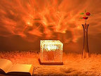 LÁMPARA AURORA GLOW – Medianoche | Efecto Olas de Agua + Sombra | 16 Colores RGB | Control Remoto | USB