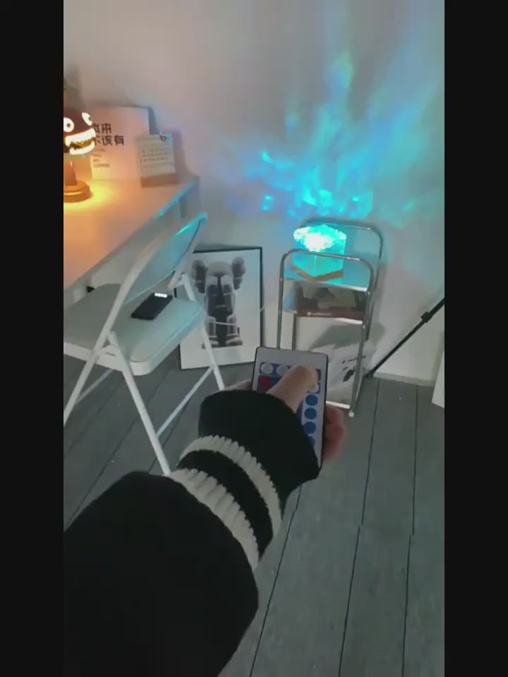 LÁMPARA AURORA GLOW – Medianoche | Efecto Olas de Agua + Sombra | 16 Colores RGB | Control Remoto | USB